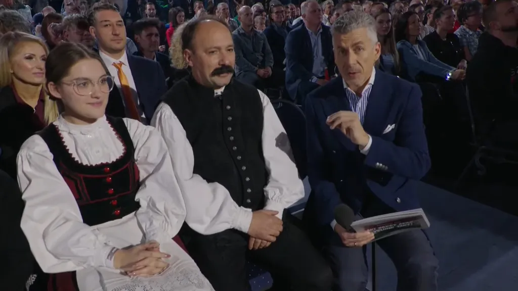 Háborúellenes Gyűlés, Mohács, 2025.12.13
DÁP, HEGY
kincses kálmán és gyöngy
