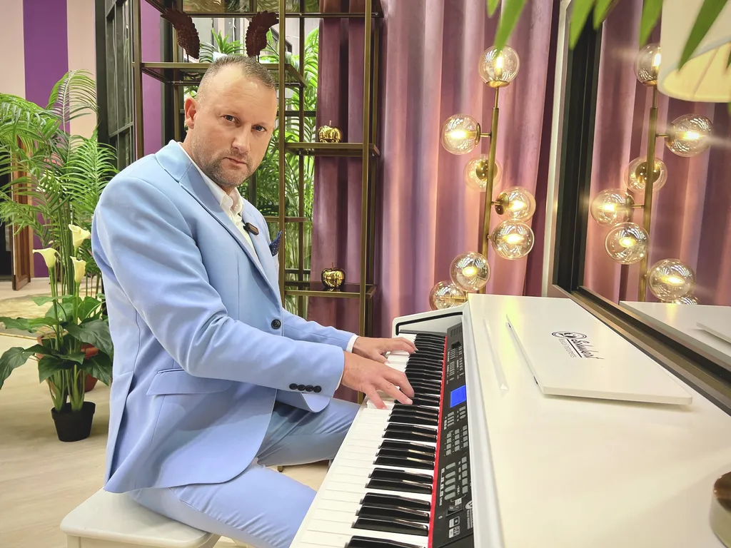Nagy Alekosz sztáradatlap
