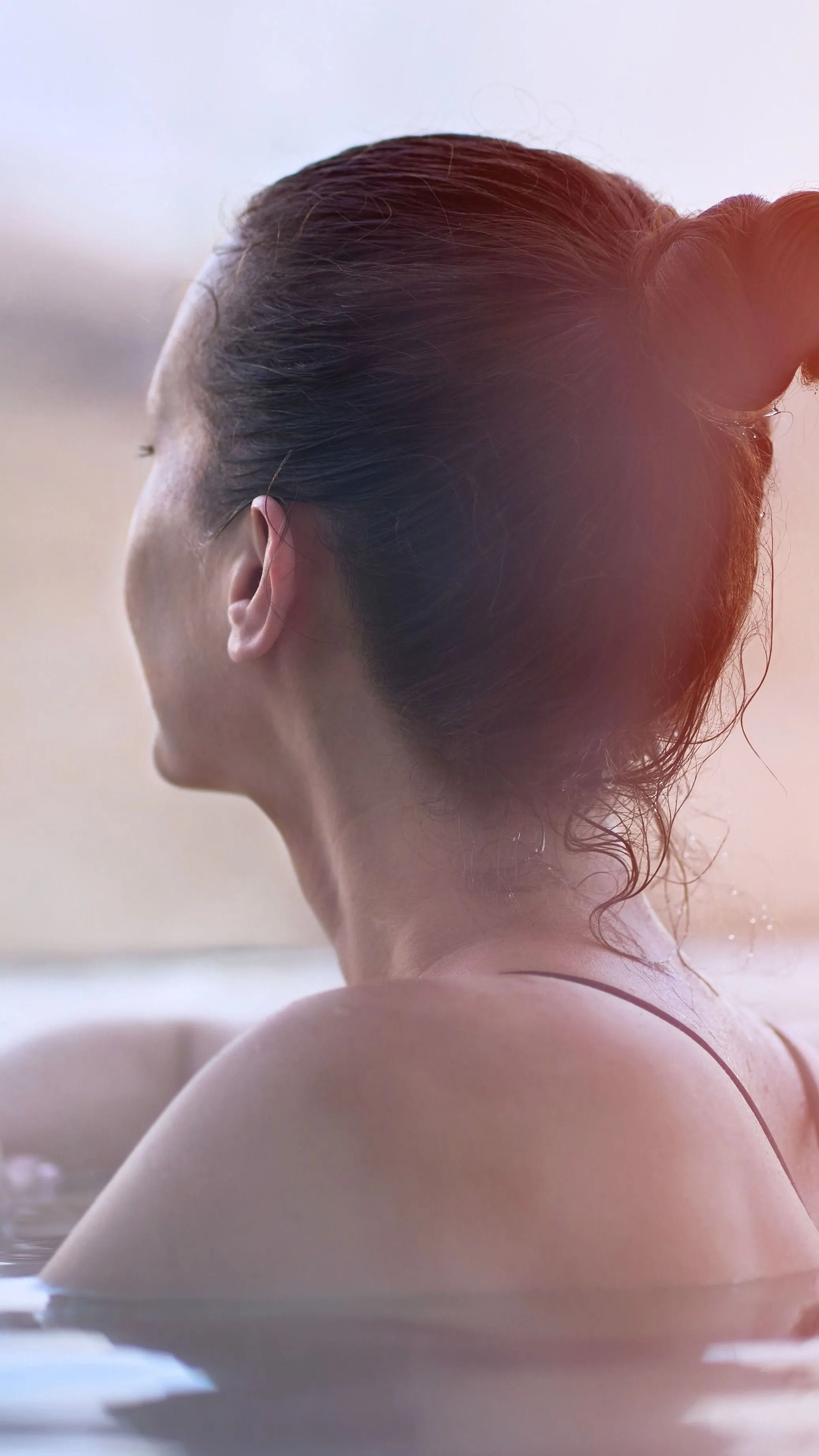 Mobilozás úszás közben? Igen, megtörtént Ausztráliában