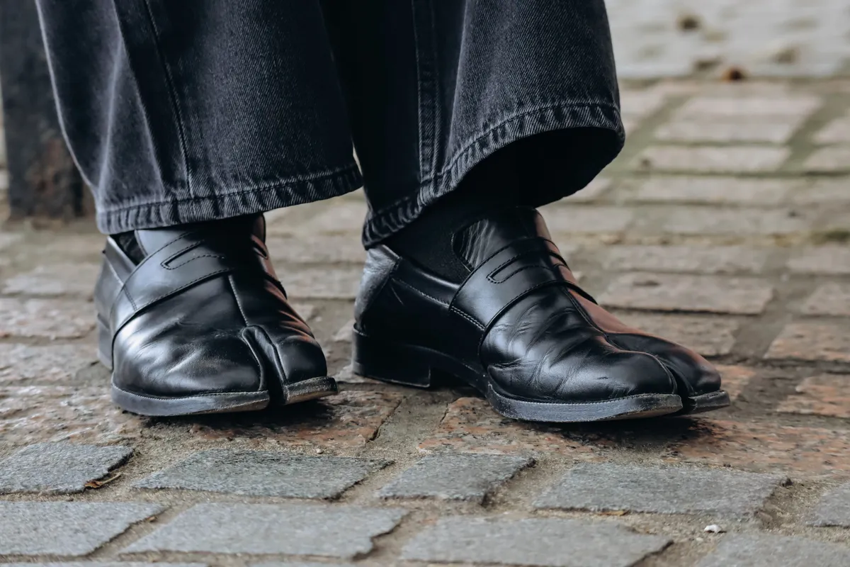 Lócipő, ha öltözködési bakira hajtasz ezt válaszd, de amúgy hanyagold.