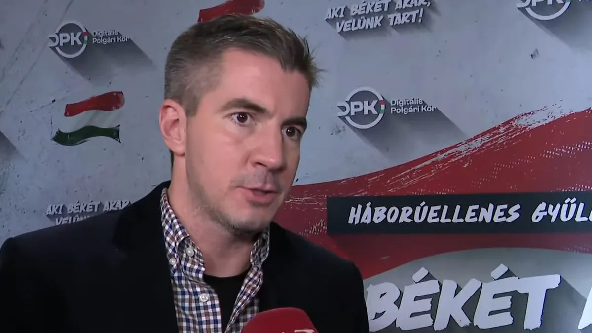 Kocsis Máté interjút adott a Háborúellenes Gyűlés előtt