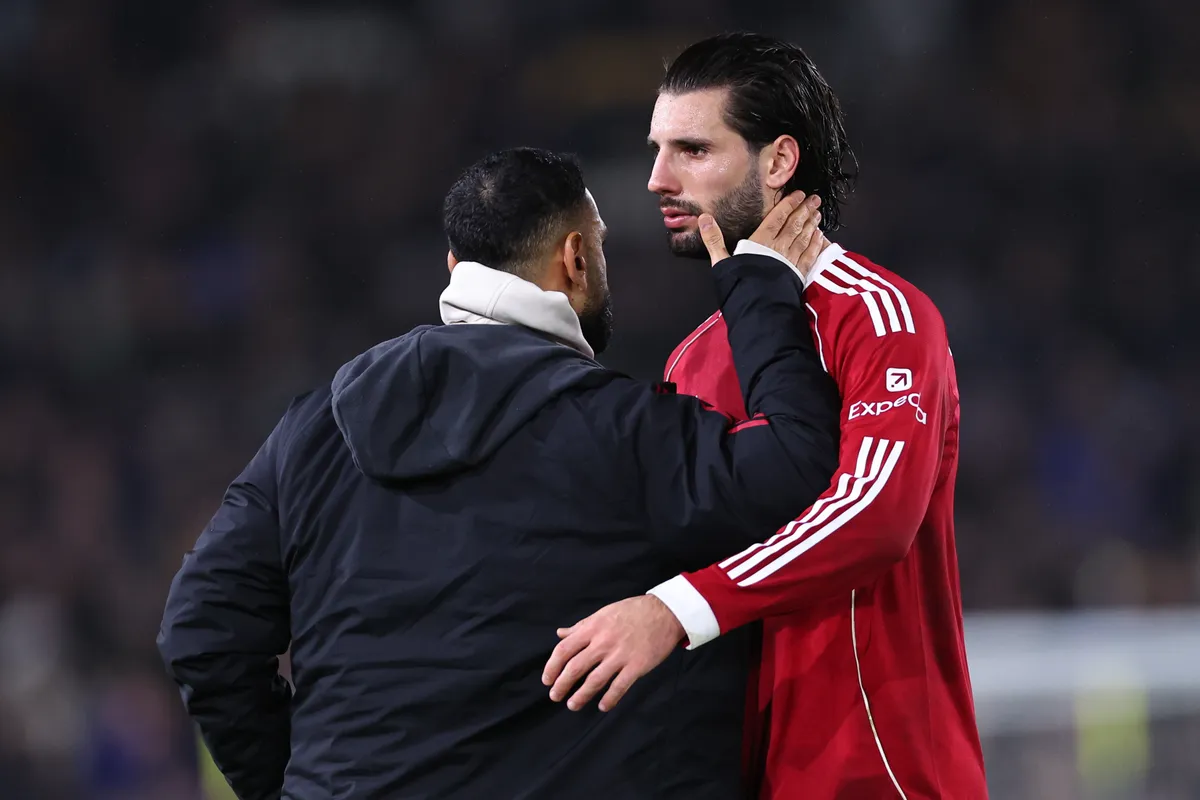 Mohamed Szalah (balra) vigasztalta Szoboszlai Dominiket a Leeds-Liverpool meccs után