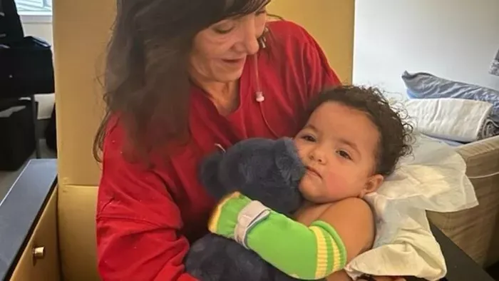 Borzalom: Agydaganatot találtak a 19 hónapos kislány fejében