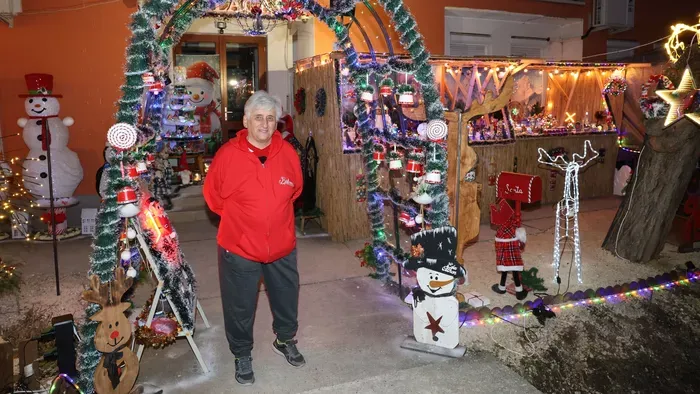 Csodájára járnak Böbi néni karácsonyi mesevilágának