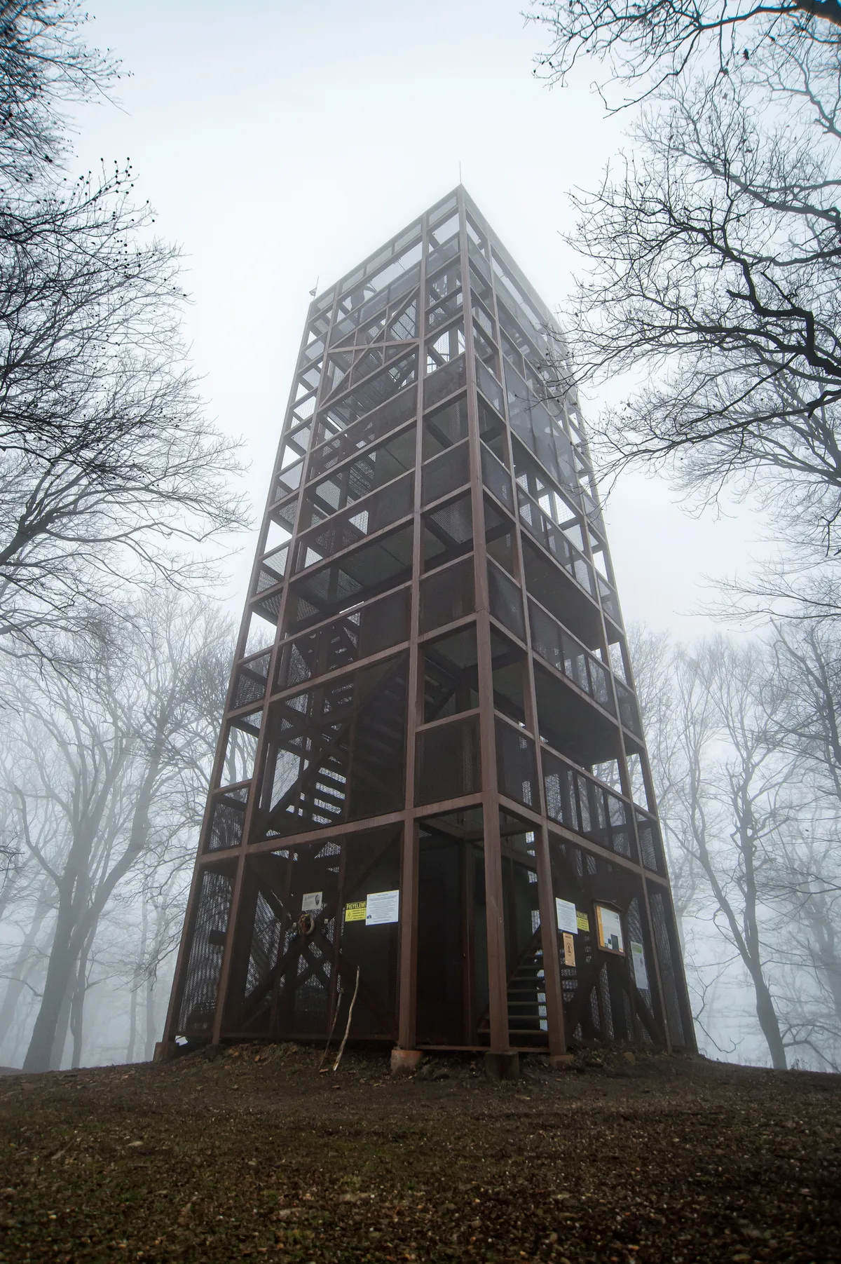 A Zengő-kilátó télen.