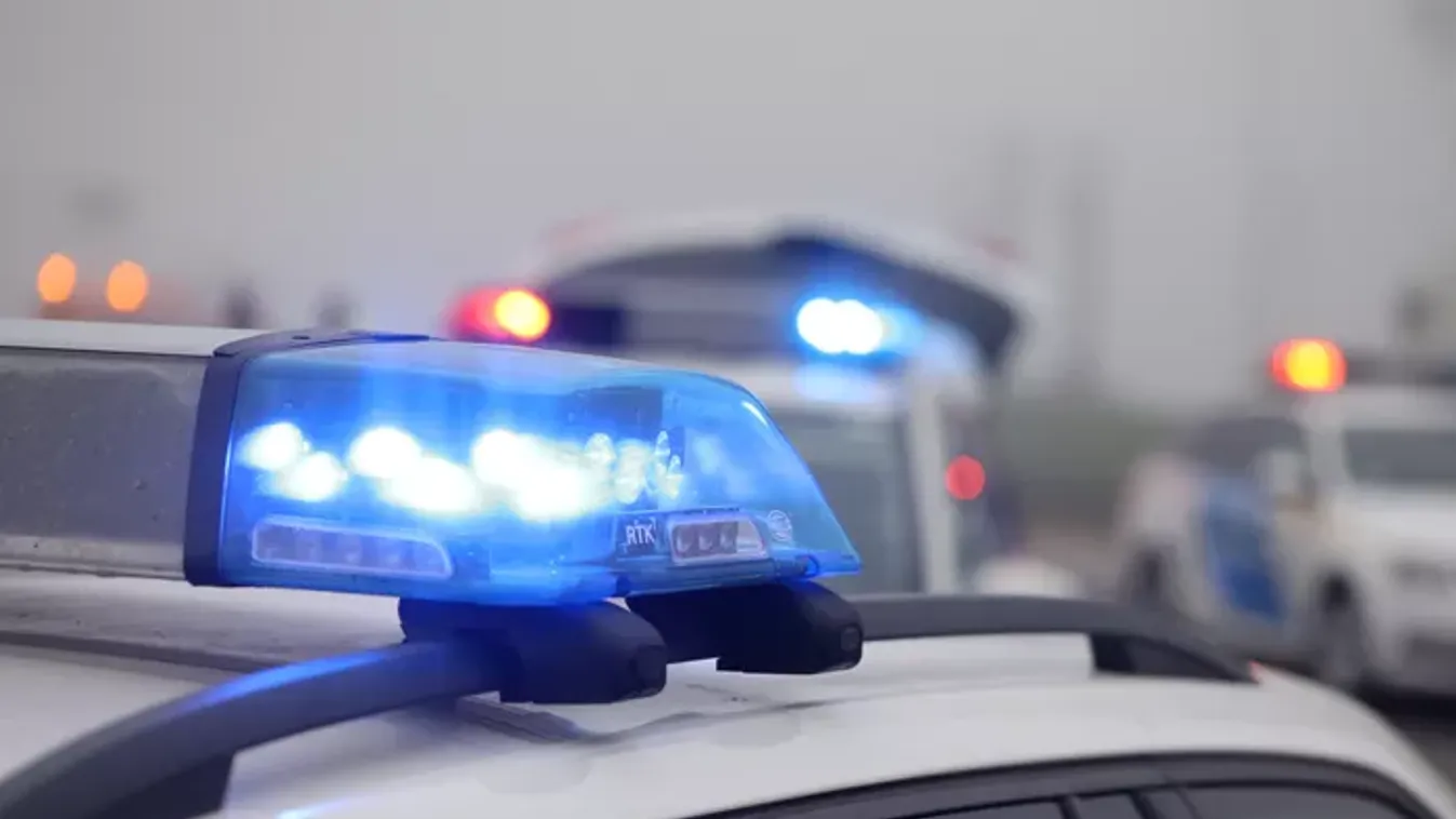 Rendkívüli bejelentés: minden mentő az áruházhoz rohant, egy férfi akart leugrani