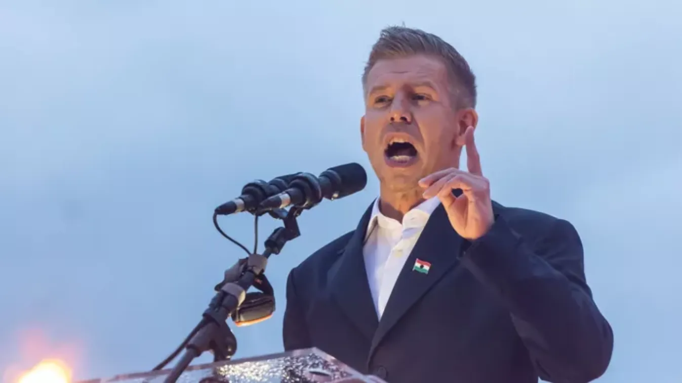 Kocsis Máté: "Kétségbeesett kapálózásba kezdett Magyar Péter"