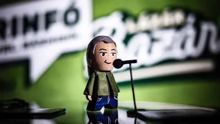 Lázár János felrobbantotta a cukiságbombát: már nem csak az Orbán-pulcsi a menő