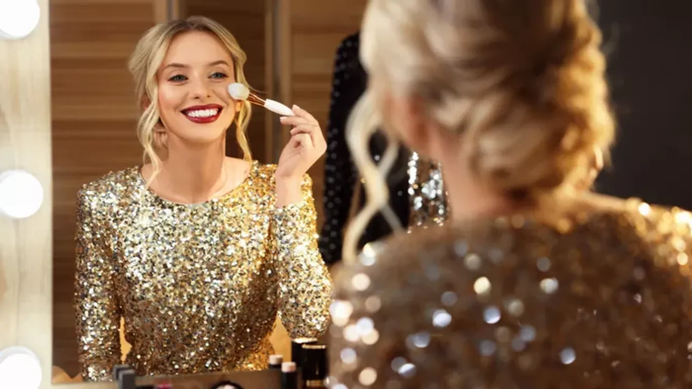 Ezzel a könnyen elkészíthető szilveszteri sminkkel te leszel a buli sztárja!