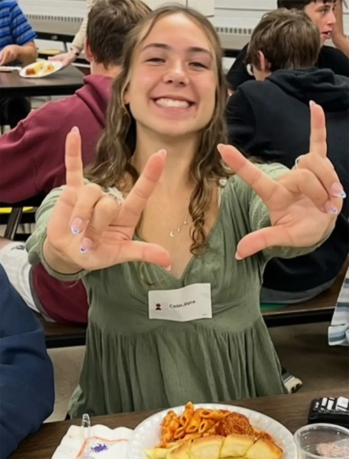 Cailin, a 19 éves egyetemista lány mindenki életét boldogabbá tette. 