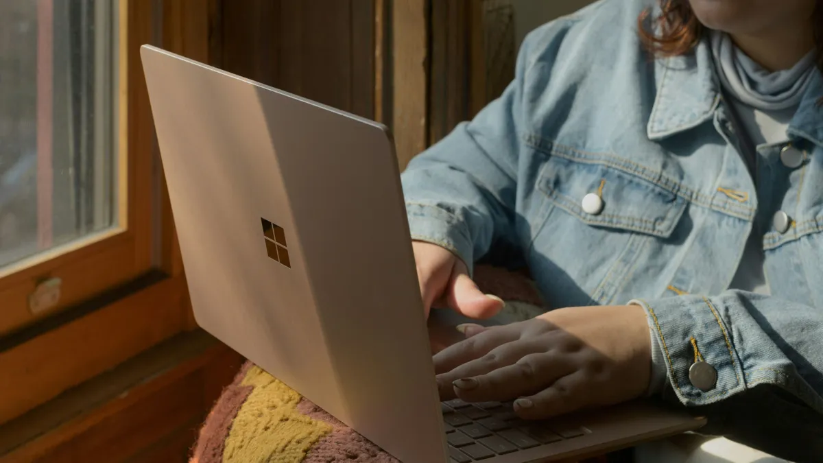 Hamarosan már csak a Windows 11-et támogatja a Microsoft.