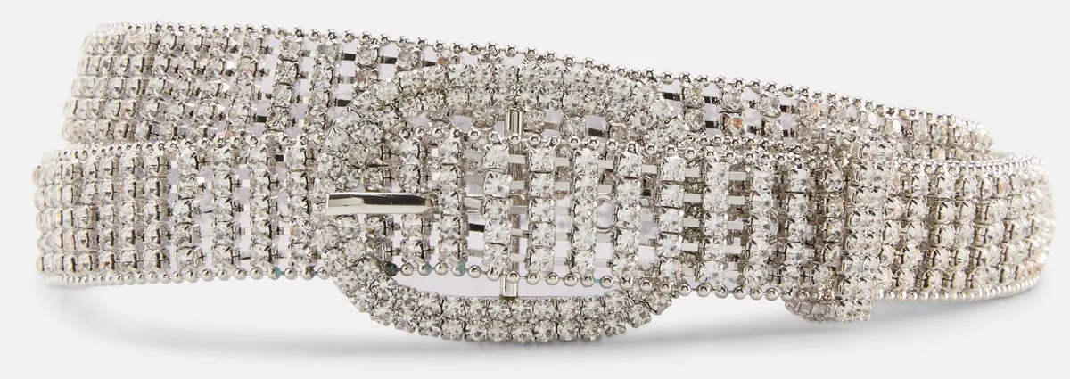 Karácsonyi divat: köves ezüstös öv.