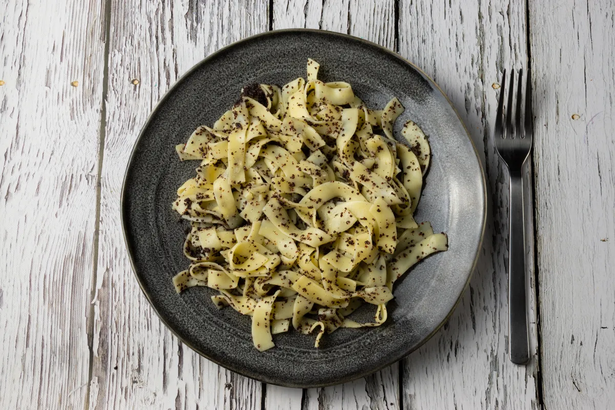 A mákos ételek fogyasztása egy a furcsa magyar szokások közül a külföldiek szemében.