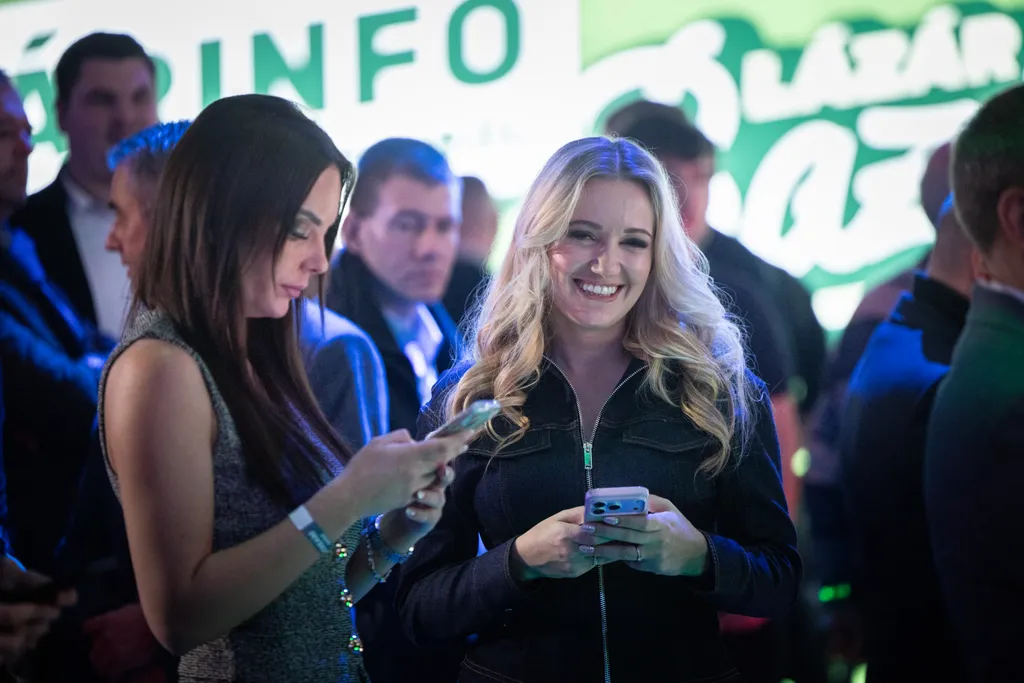 Háborúellenes Gyűlés Szegeden – Orbán Viktor  
 12.20 Szeged 