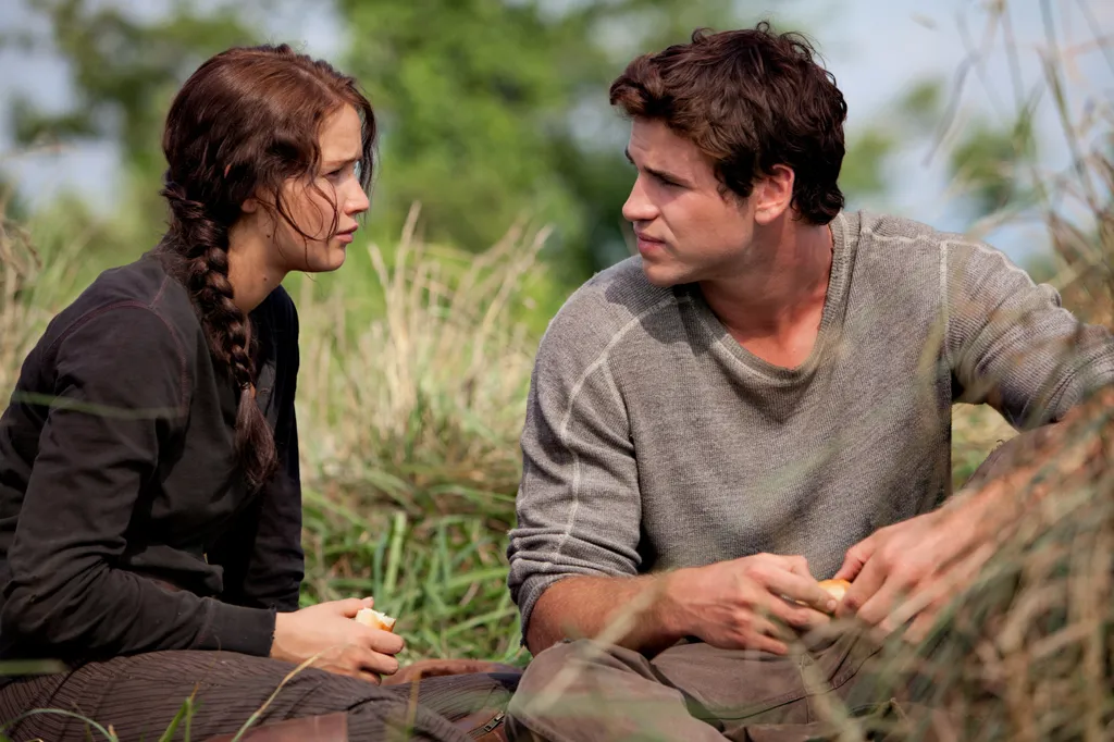 Liam Hemsworth sztáradatlap