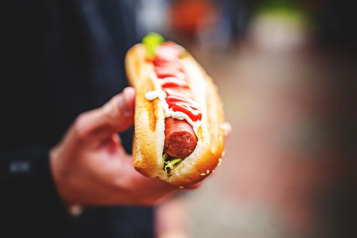 A szervezetünkre a kóla hatásaihoz hasonló módon ható hot dog