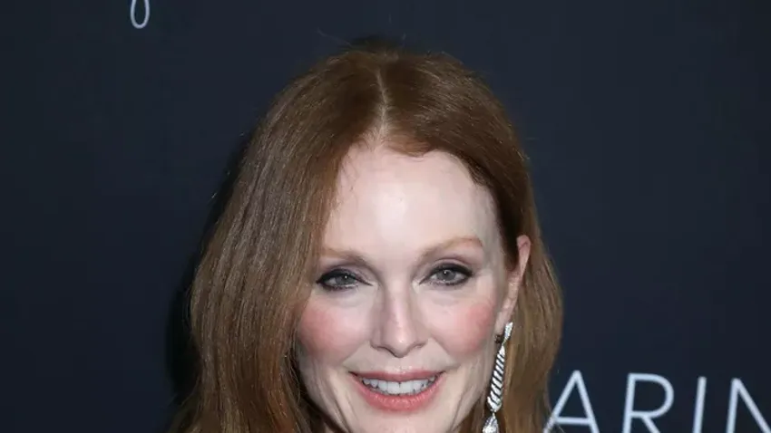 A legszebb hollywoodi vörös: Julianne Moore 65 éves lett