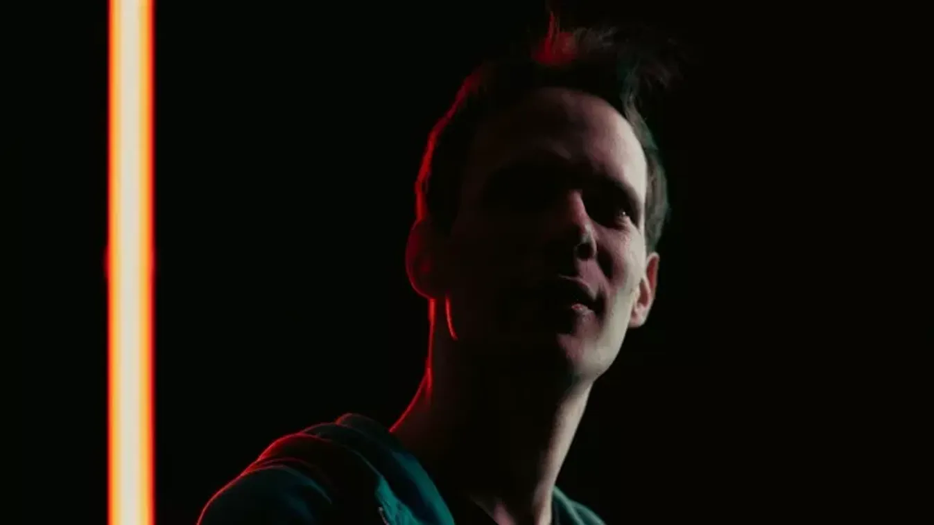 VR farkasként robbant be a nemzetközi színtérre egy magyar előadó