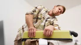 Utazási trükk – Hogyan csempésszünk minél több poggyászt a repülőgépre?