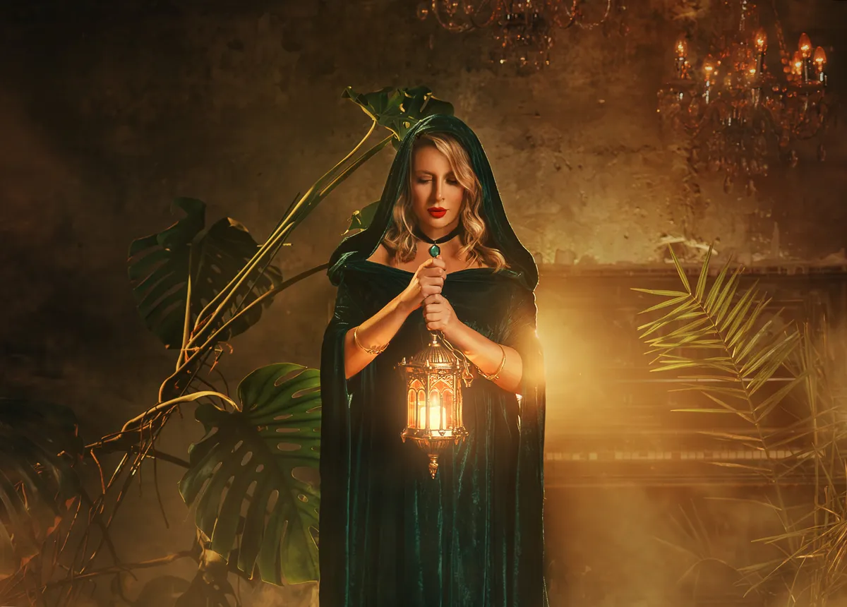 Egy boszorkány, aki a személyiségteszt szerint Medeia leszármazottja.