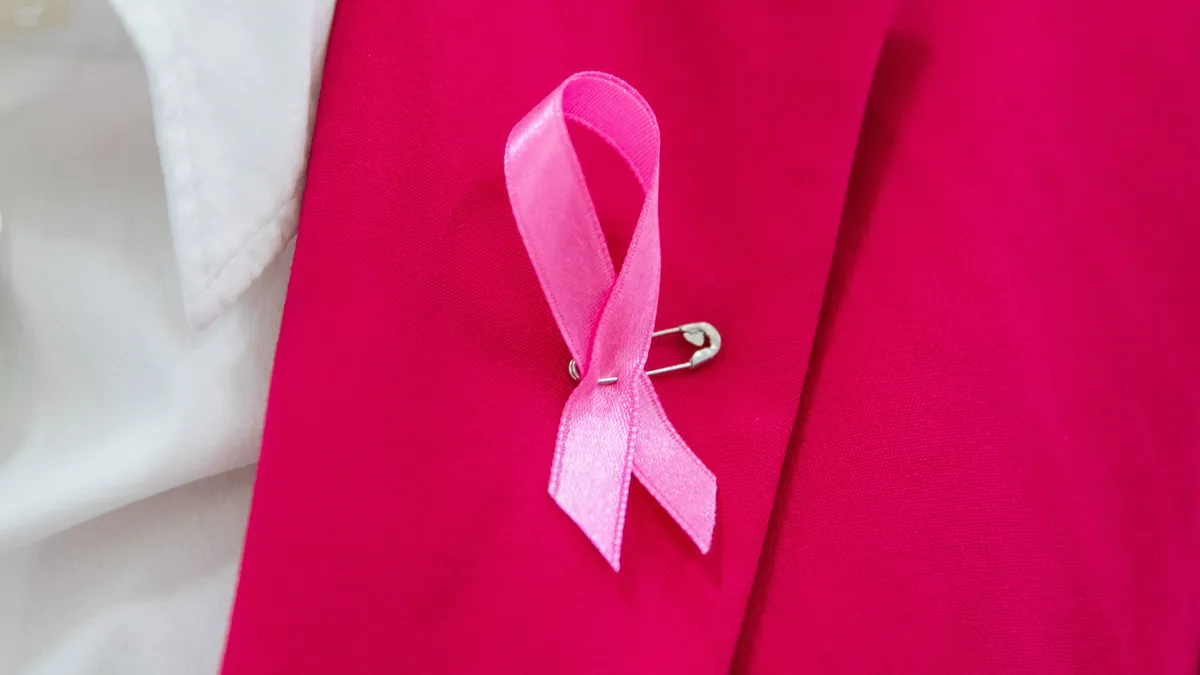 Veterán apukát diagnosztizáltak mellrákkal