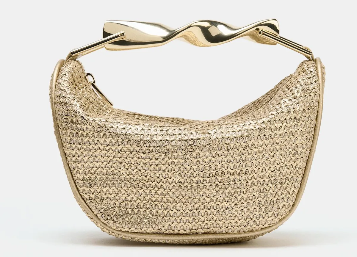 Stílustippek 50 felett: kistáska Zara.