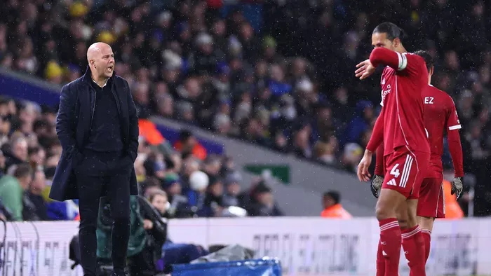 Van Dijk is állást foglalt Slot és Szalah balhéjában