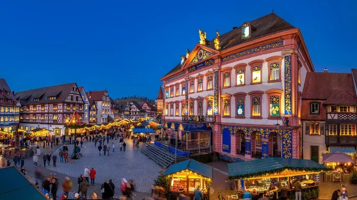 Itt láthatod a világ legnagyobb adventi naptárát