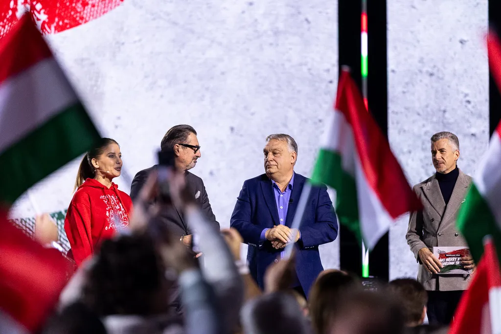 2025.12.06.Háború ellenes gyűlés_Kecskemét
OV,Csiszár Jenő,SZabó Zsófi,Rákay Philip