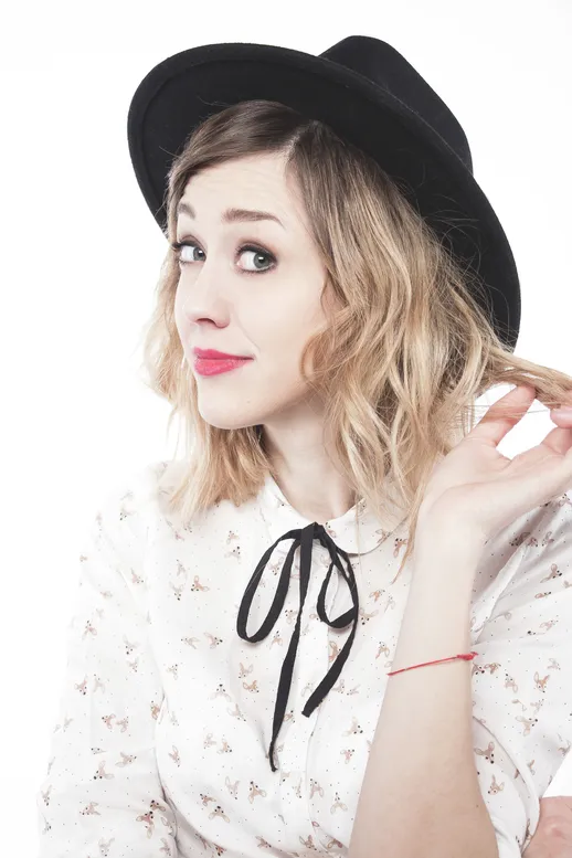 Kovácsovics Fruzsina sztáradatlap