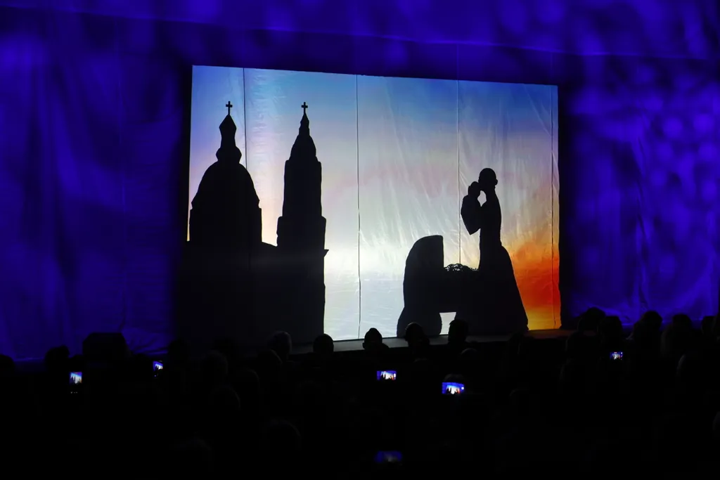 Háborúellenes Gyűlés, Mohács, 2025.12.13
DÁP, HEGY
Attraction Látványszínház
