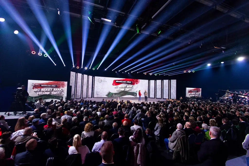 2025.12.06.Háború ellenes gyűlés_Kecskemét

