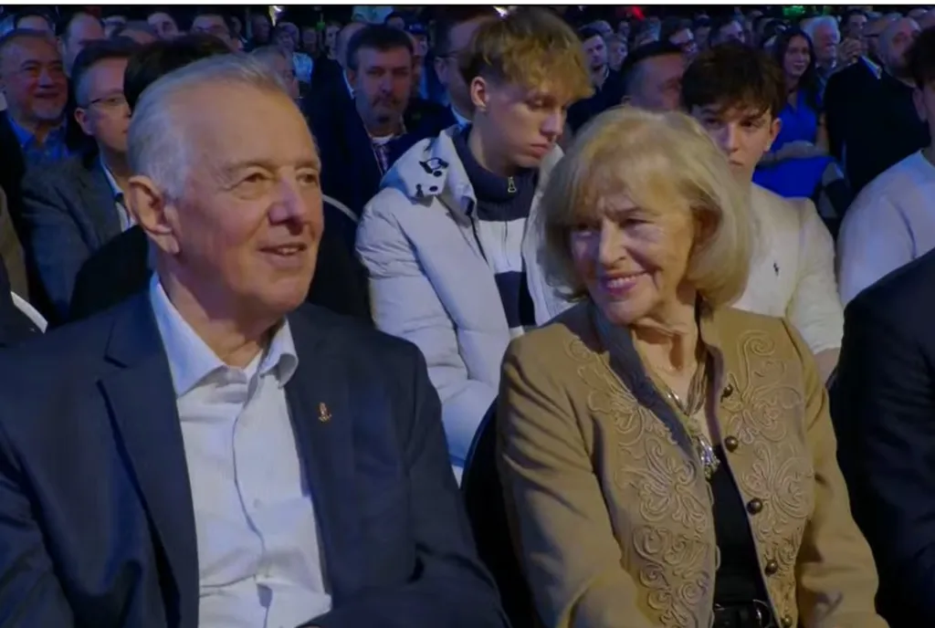 Háborúellenes Gyűlés Szegeden – Orbán Viktor    12.20 Szeged 