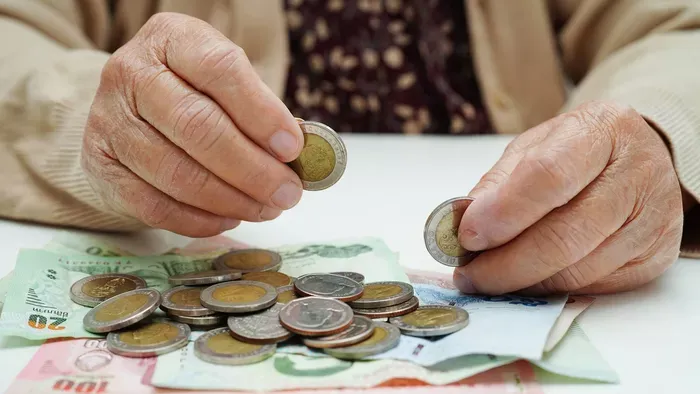 Egyesek már decemberben megkapják a 13. havi nyugdíj összegét