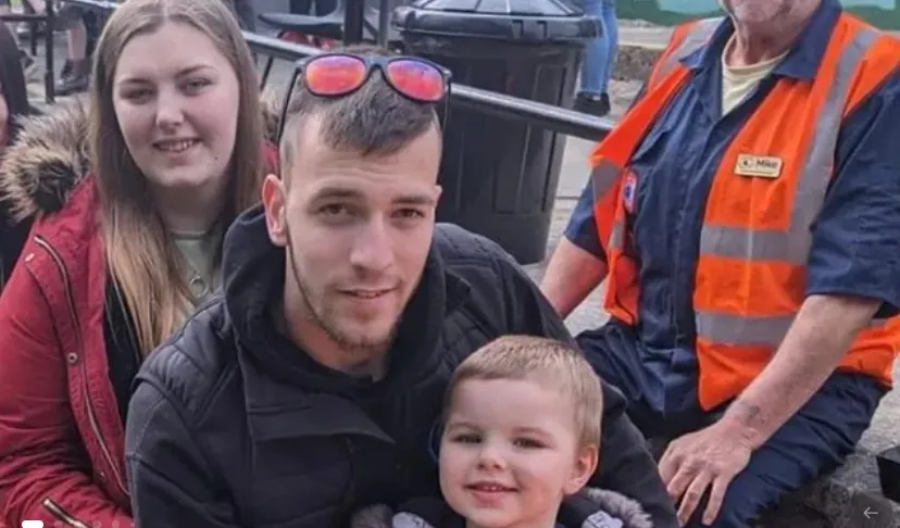 Tragédia: saját autója gázolta halálra a 23 éves apát munka közben.