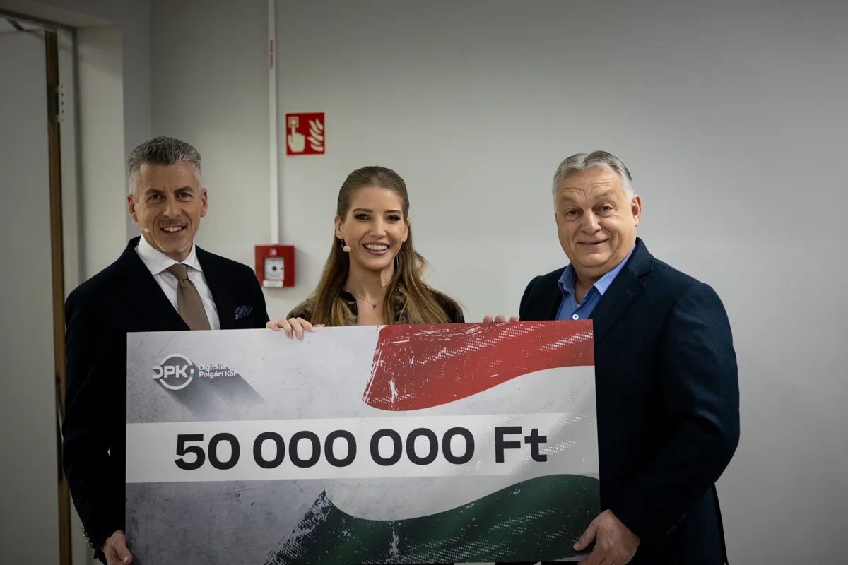 Háborúellenes Gyűlés Szegeden – Orbán Viktor  
 12.20 Szeged 