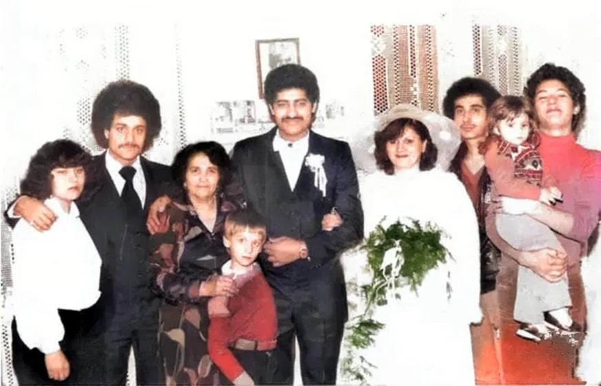 Mohamed Fatima ritkán látott családja sokszínű kulturális hátteret adott neki.