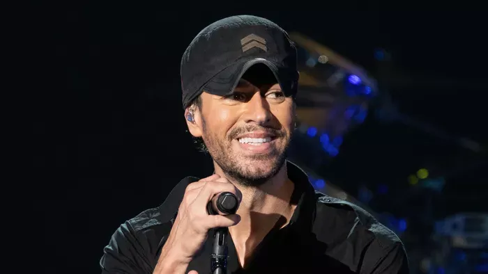 Megszületett Enrique Iglesias negyedik gyermeke