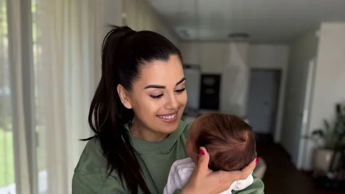 Szarvas Andi az asztrológia segítségével készül az anyaságra