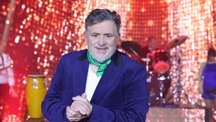 Dáridózik az ország, Bradics Jácint is énekel