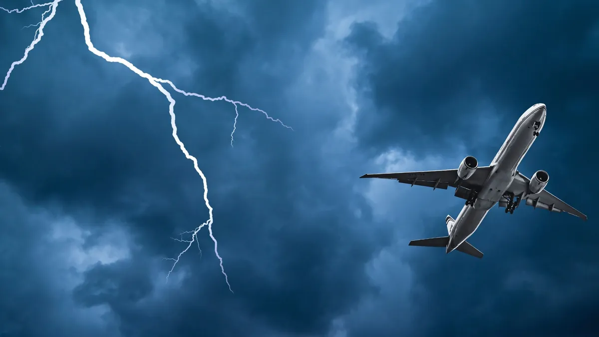 Kigyulladt majd zuhanni kezdett az AirFrance repülőgépe