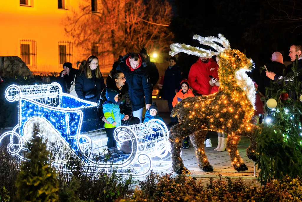 5S5A6998
Vidéki karácsonyi fények
Pásztó