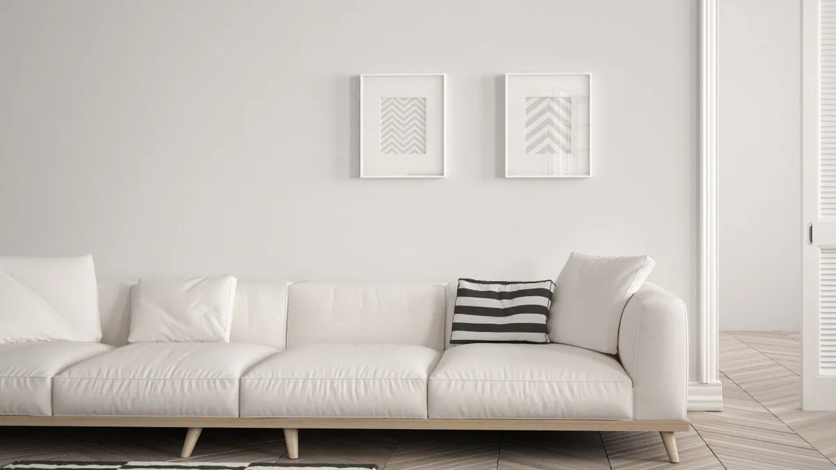 Szép világos dívány kanapétisztítás után