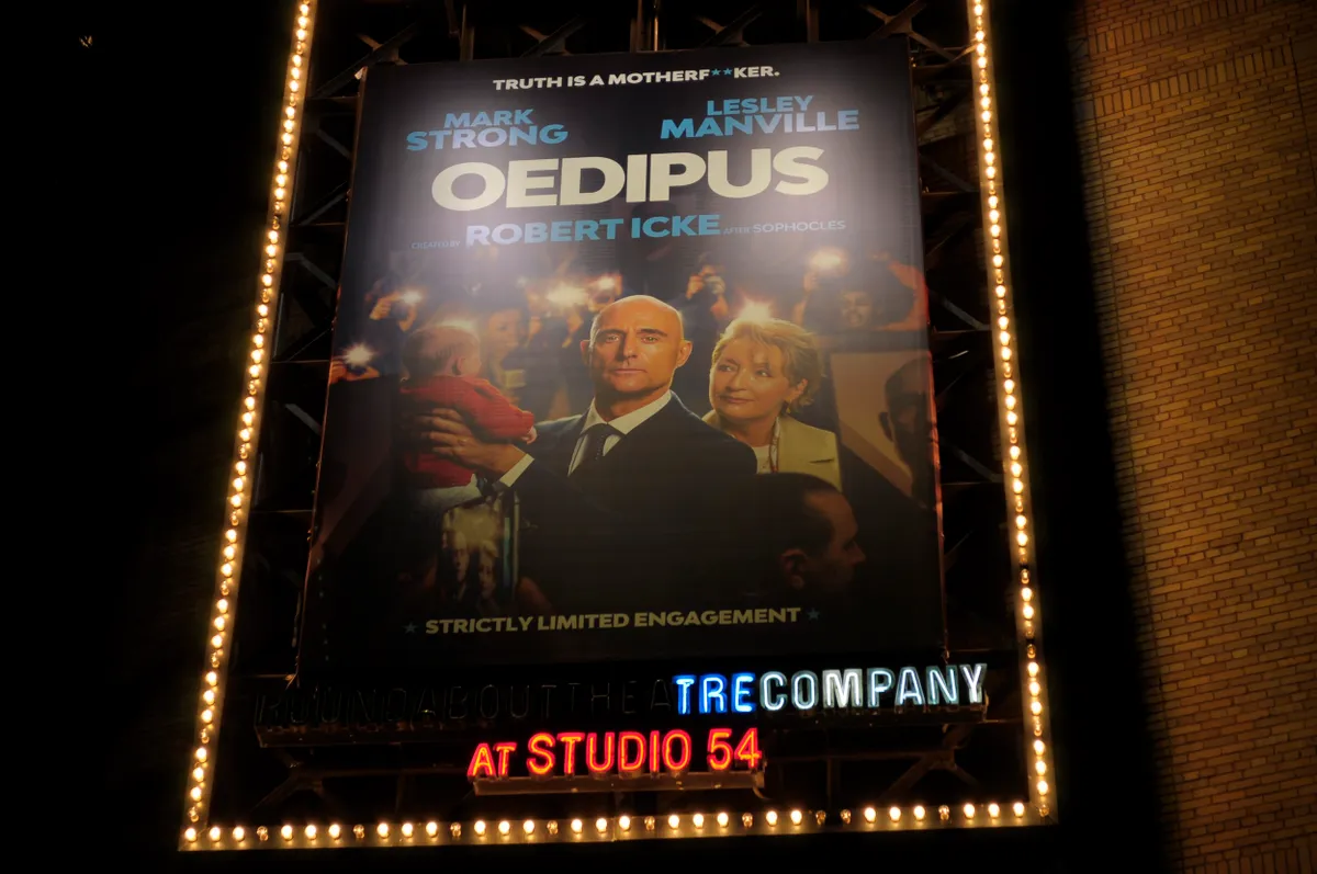 Mark Strong és Lesley Manville a két főszereplője az Oedipus című darabnak