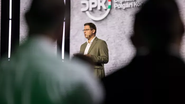 Gulyás Gergely: meghosszabbítottuk a Nemzeti Konzultációt