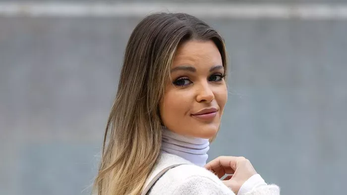 Kárpáti Rebeka megszólalt a meztelenkedésről