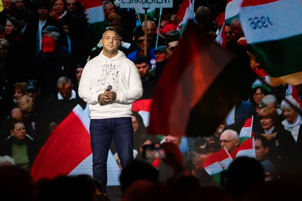 2025.12.06.Háború ellenes gyűlés_Kecskemét
Curtis