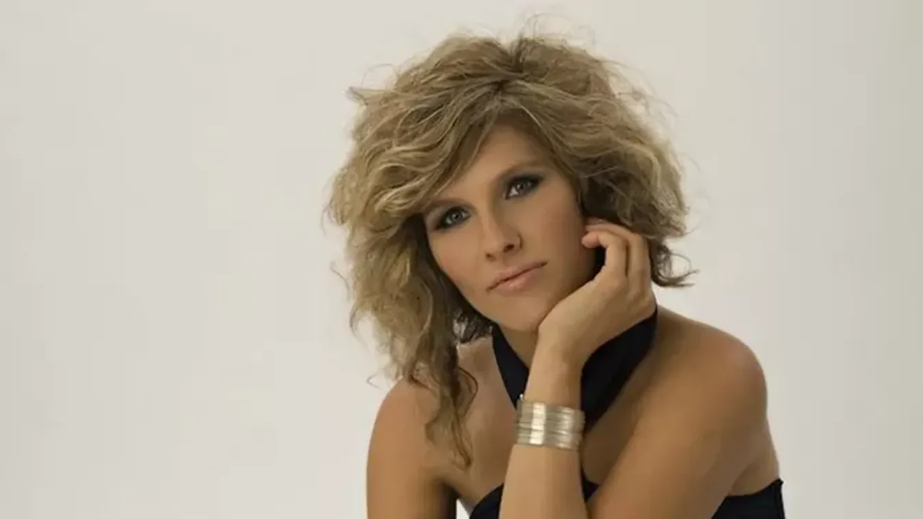 "Brutális viharfelhők jelentek meg mögötte" - drámai utolsó fotó került elő a 8 éve elhunyt Fábián Juliról