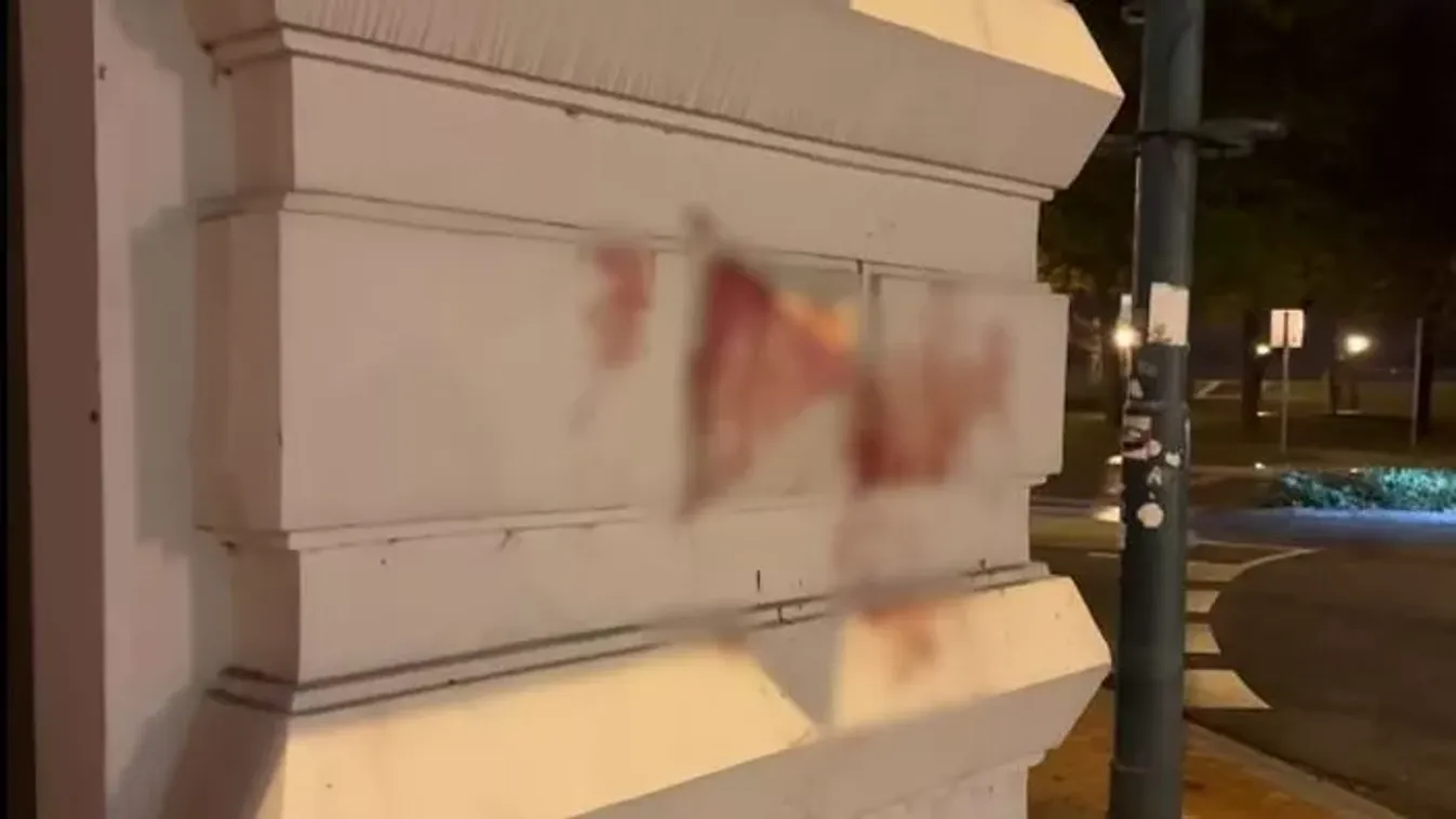 „Mint egy horrorfilmben!” – Rejtélyes vérfolt a Szegedi Nemzeti Színháznál, mi történt itt?