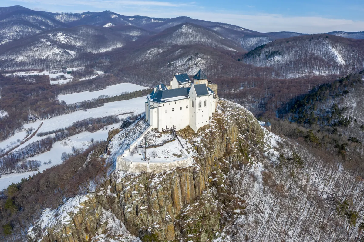 Füzéri vár télen